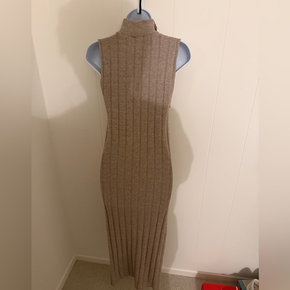Zara Taupe Sleeveless Midi Dress - Picture 2 of 2